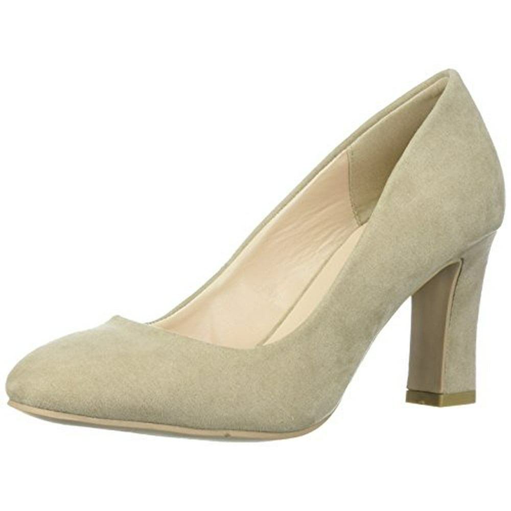 taupe pumps size 8