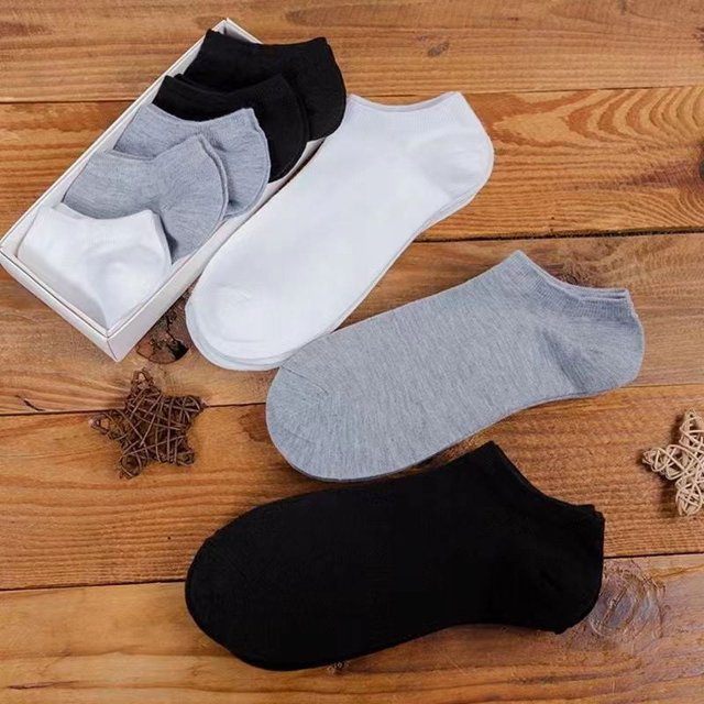 Calcetines deportivos blancos hasta la mitad de la pantorrilla para estudiantes masculinos y femeninos de otoño e invierno, calcetines largos desodorantes transpirables que absorben el sudor