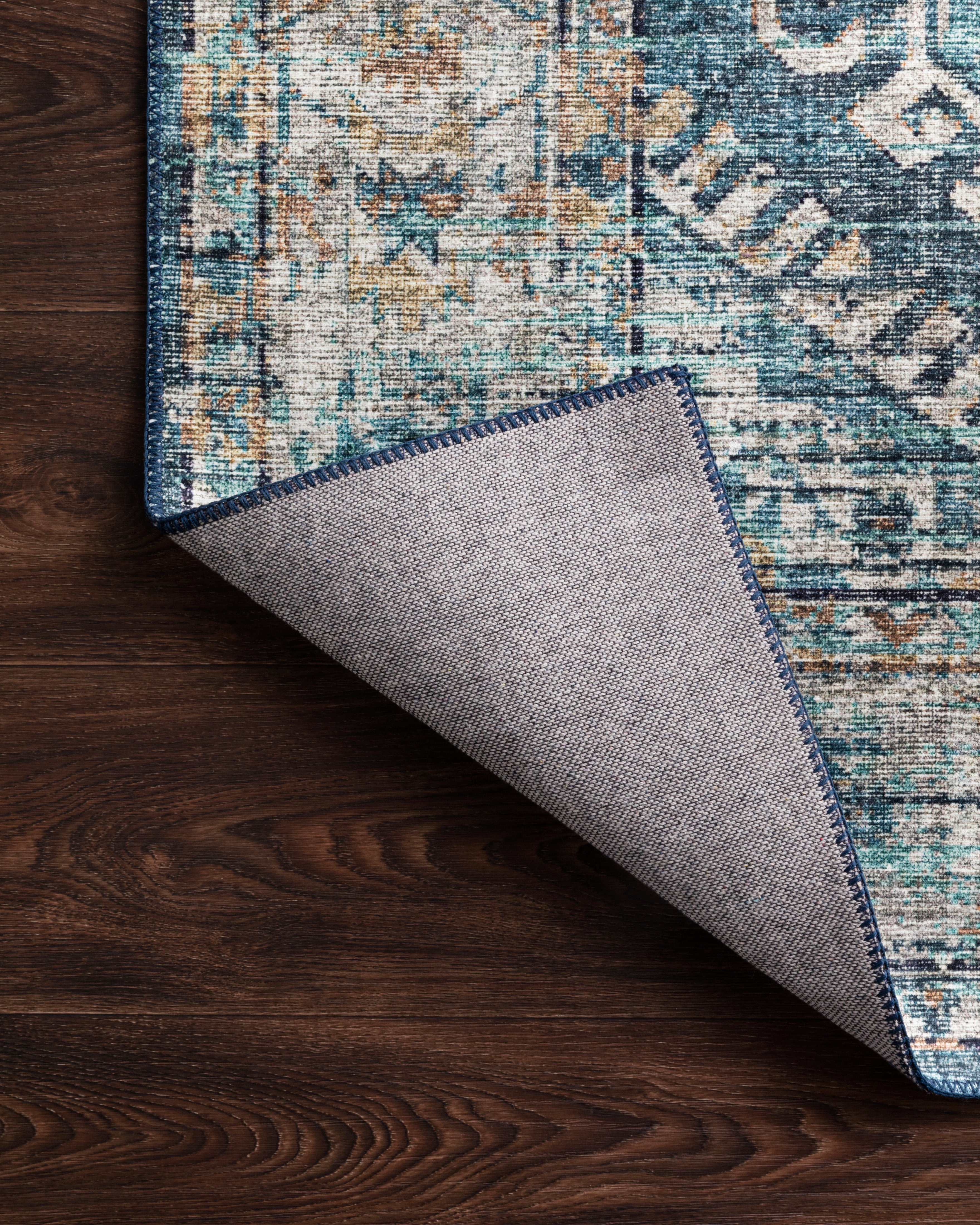 Loloi Skye Denim / Natural 6'-0" x 9'-0" Area Rug