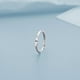 thumbnail image 1 of Anillo de plata 925 con 26 letras, diseño de nicho femenino, anillo con elemento de lujo, anillo abierto para dedo índice, 1 of 5