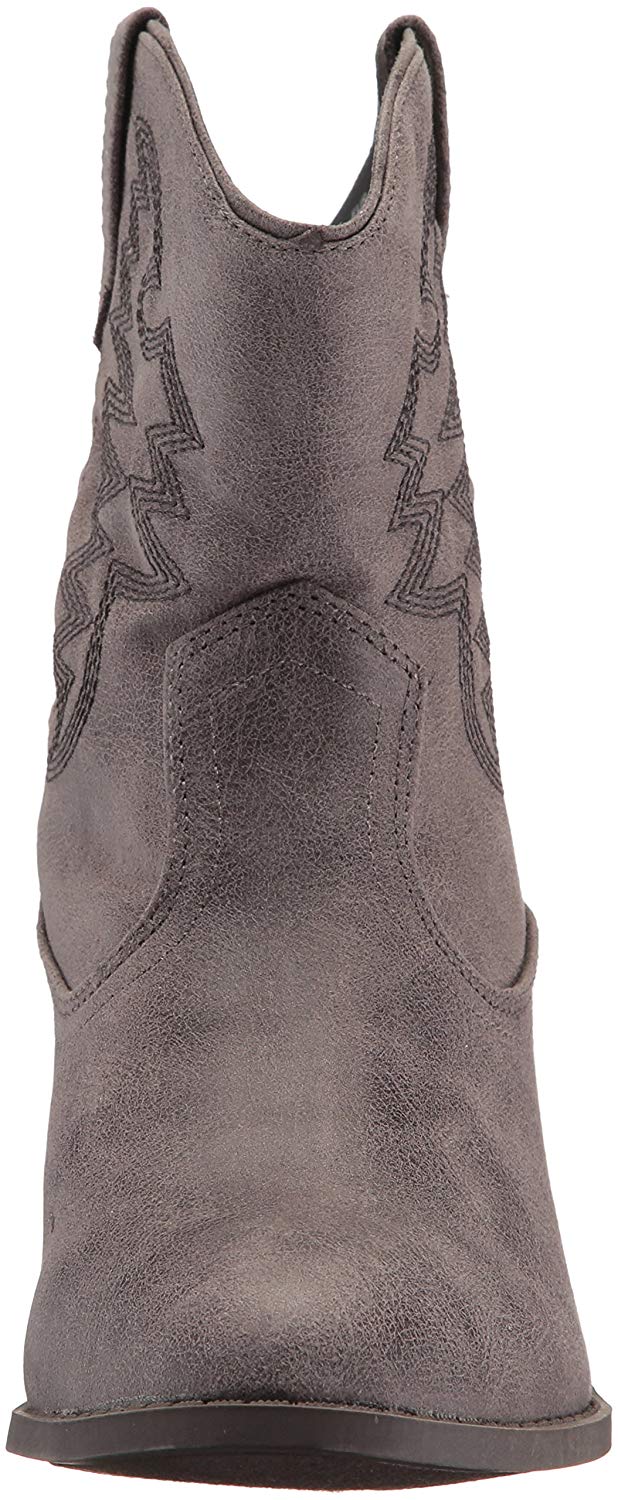 fergalicious boots canada