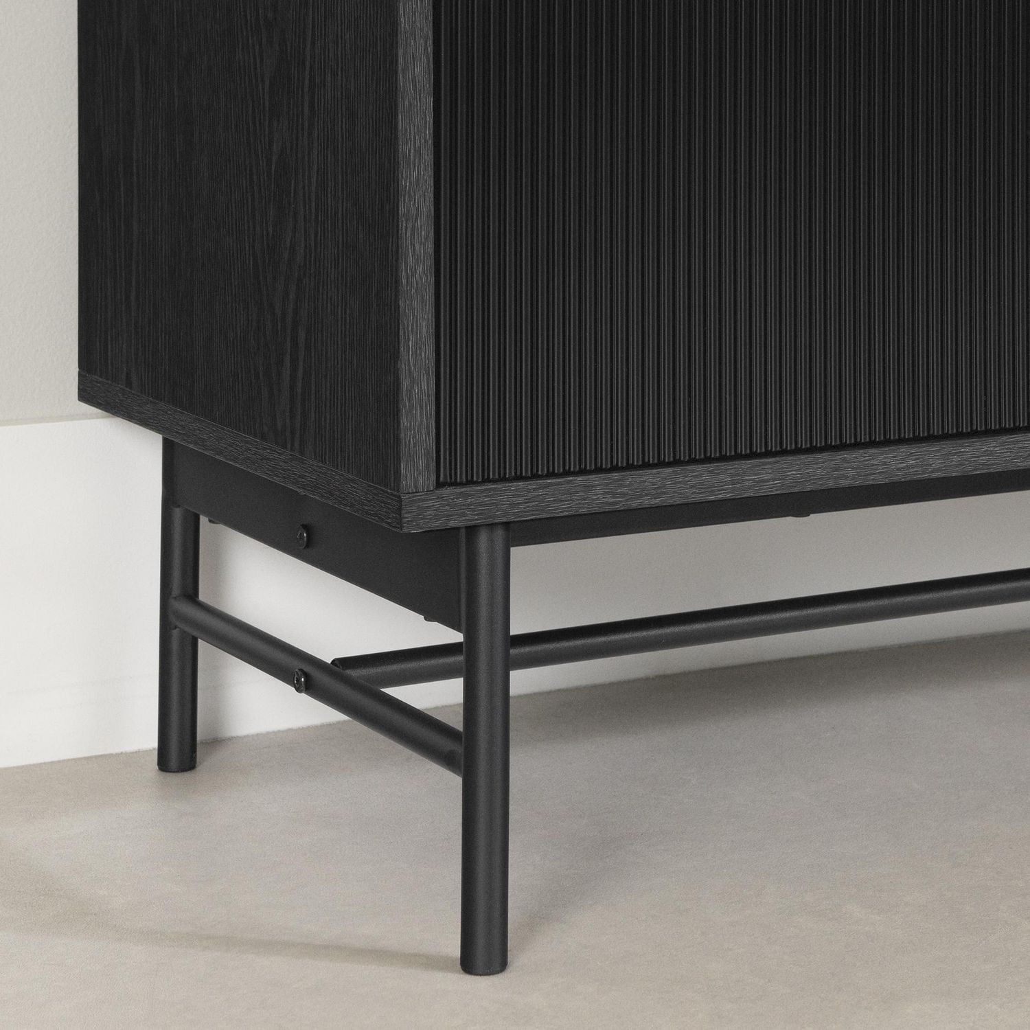 Buffet avec portes rainurées et tiroirs de la collection Arlo South Shore