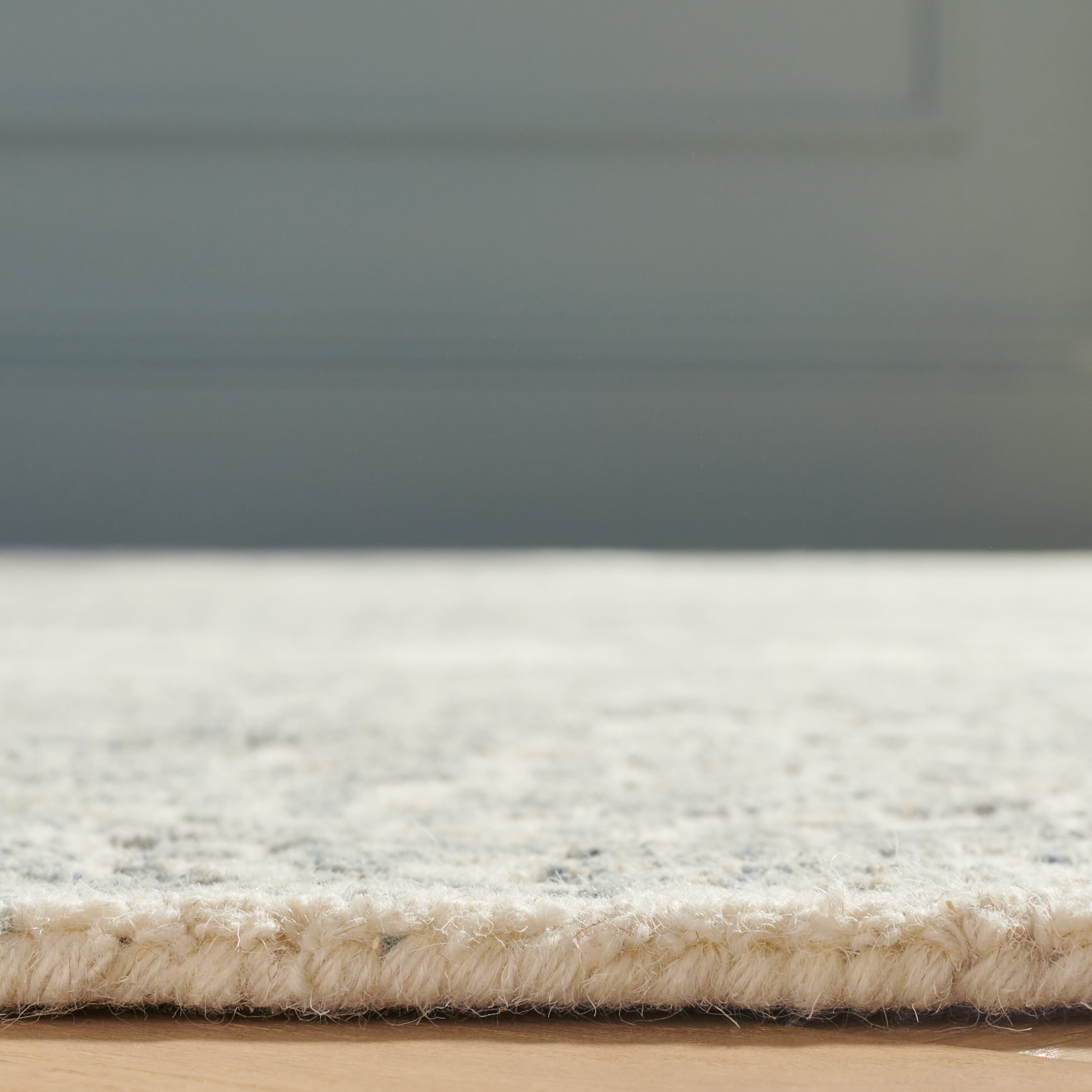 SAFAVIEH Martha Stewart Abstract Area Rug, Ivory/Blue, 4' x 6'
