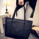 thumbnail image 1 of Bolsa de mano de gran capacidad elegante de color puro simple Black92073.01 Ehuebsd Para Estrenar, 1 of 9