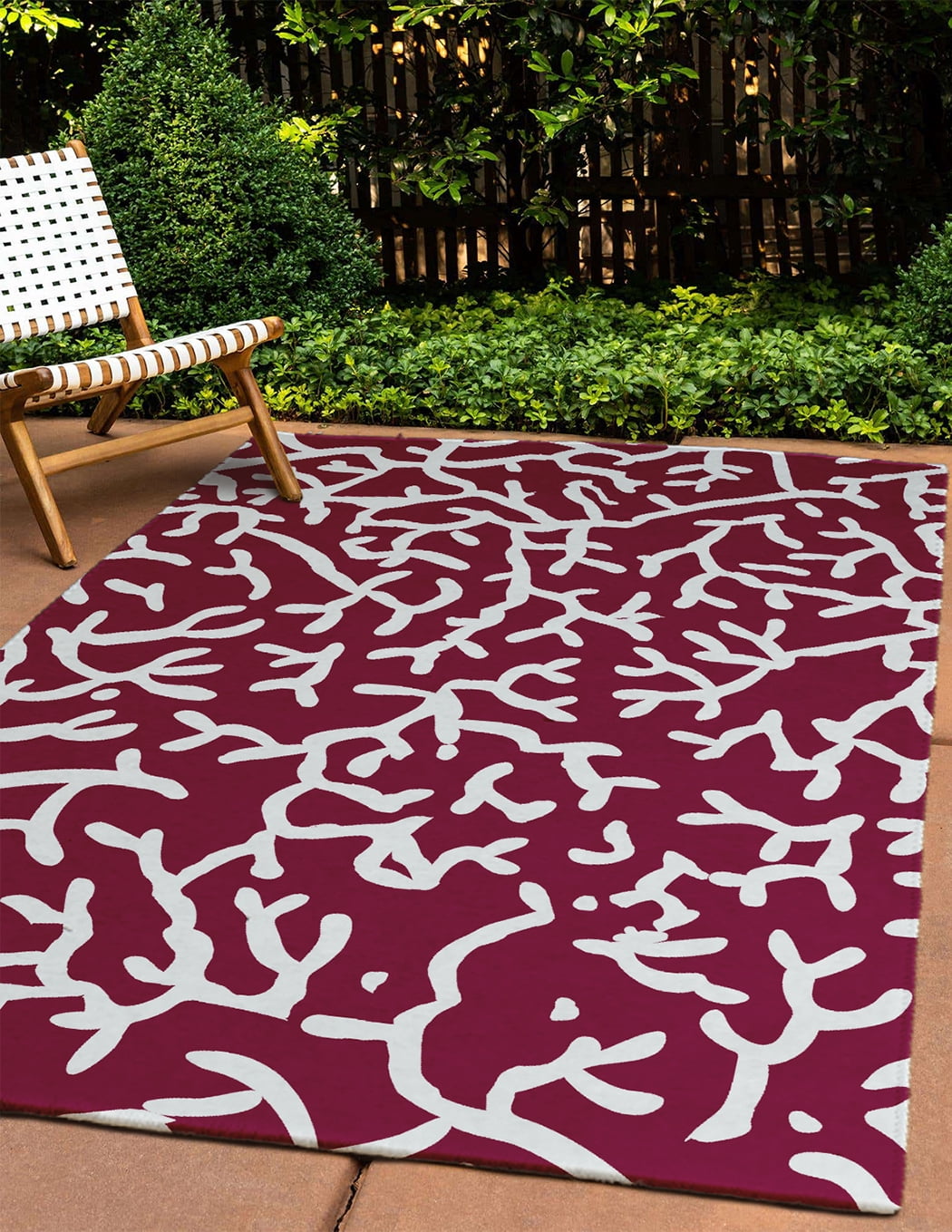 4' x 6' Simply Daisy Seaweed Beach Style Chenille Area Rug, Maroon Red