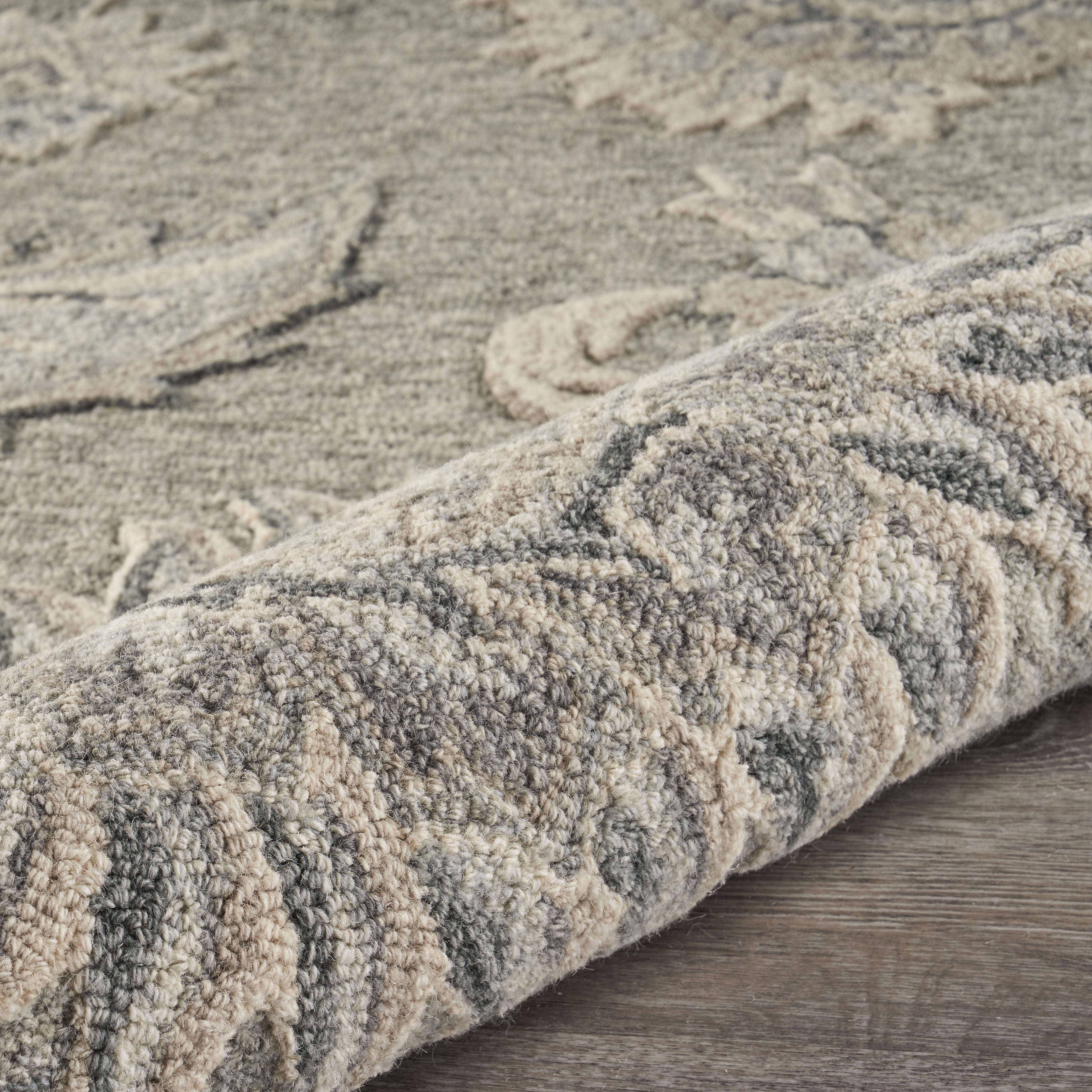 LR Home Aiden 5' x 7' Gray/Blue Floral Wool Indoor Area Rug