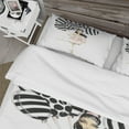 thumbnail image 4 of Designart 'Girl with Baloons' Glamour Duvet Cover Set, 4 of 4