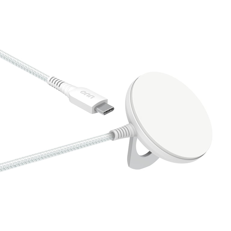 onn 15W Magnetic Wireless Charging Pad, White photo 5