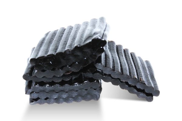 Gustaf, Licorice Tire Track (2.200 Lbs)