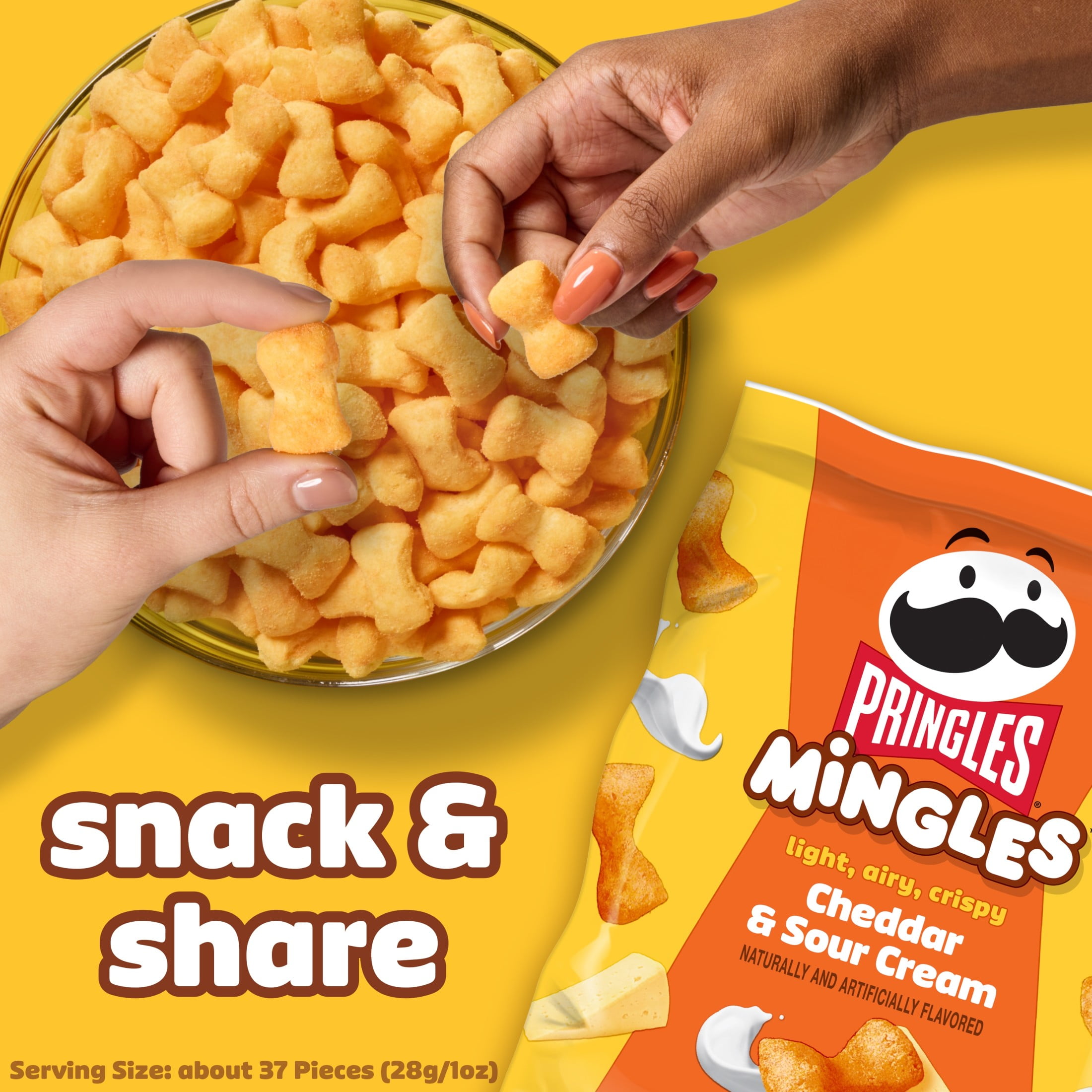 Pringles Mingles Cheddar and Sour Cream Puffed Snacks, Cheese Puffs, 6 Count
