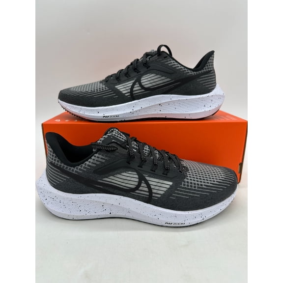 Nike Air Zoom Pegasus 39 Womens Size 7 Black White Running Shoes DH4072 005