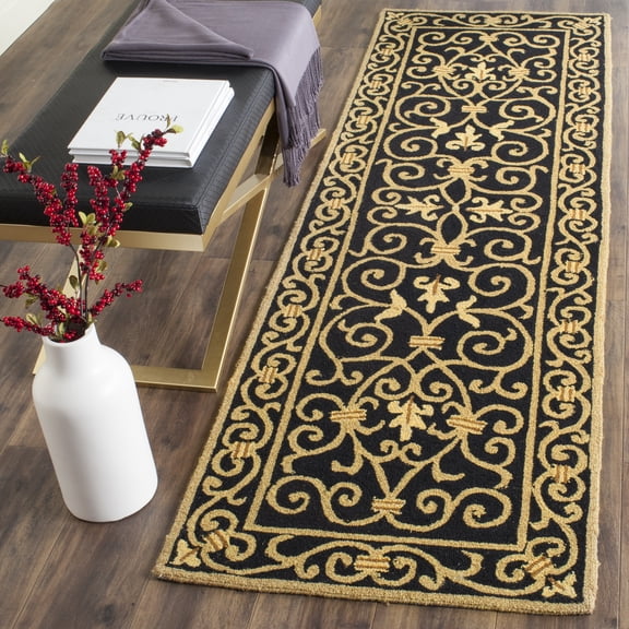 Safavieh Chelsea Aragon Oriental Wool Runner Rug, Black, 2'6" x 6'