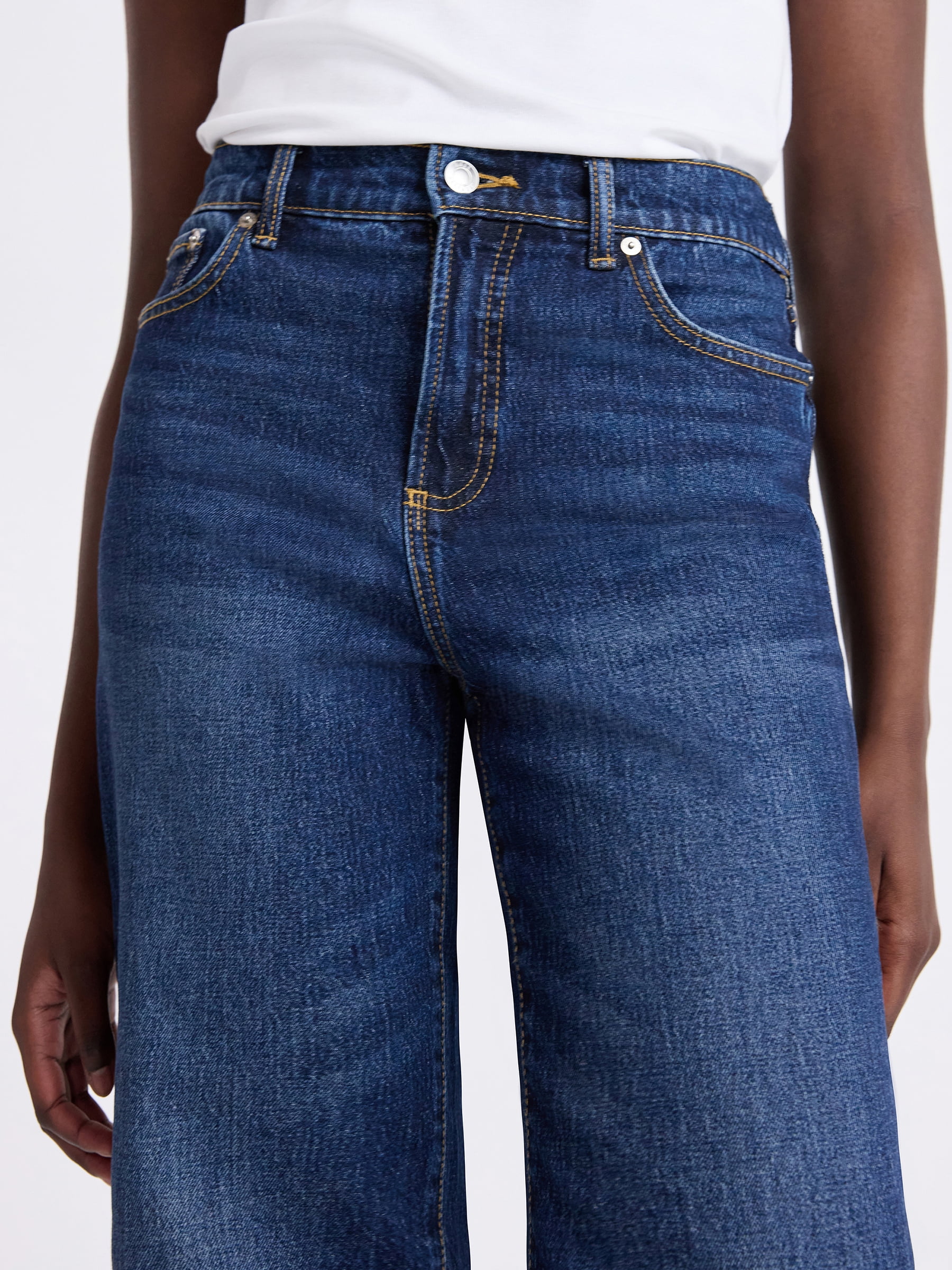 Free Assembly Women's Midrise Relaxed Ankle Jeans, 27.5" Inseam Sizes 0-18