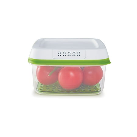 Rubbermaid FreshWorks Large Square Produce Saver, 11.1 Cup