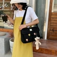 thumbnail image 4 of Bolso Diagonal De Lona Bolso bandolera de lona Mujer Estudiantes Satchel grande con insignia (Colgante negro), 4 of 5