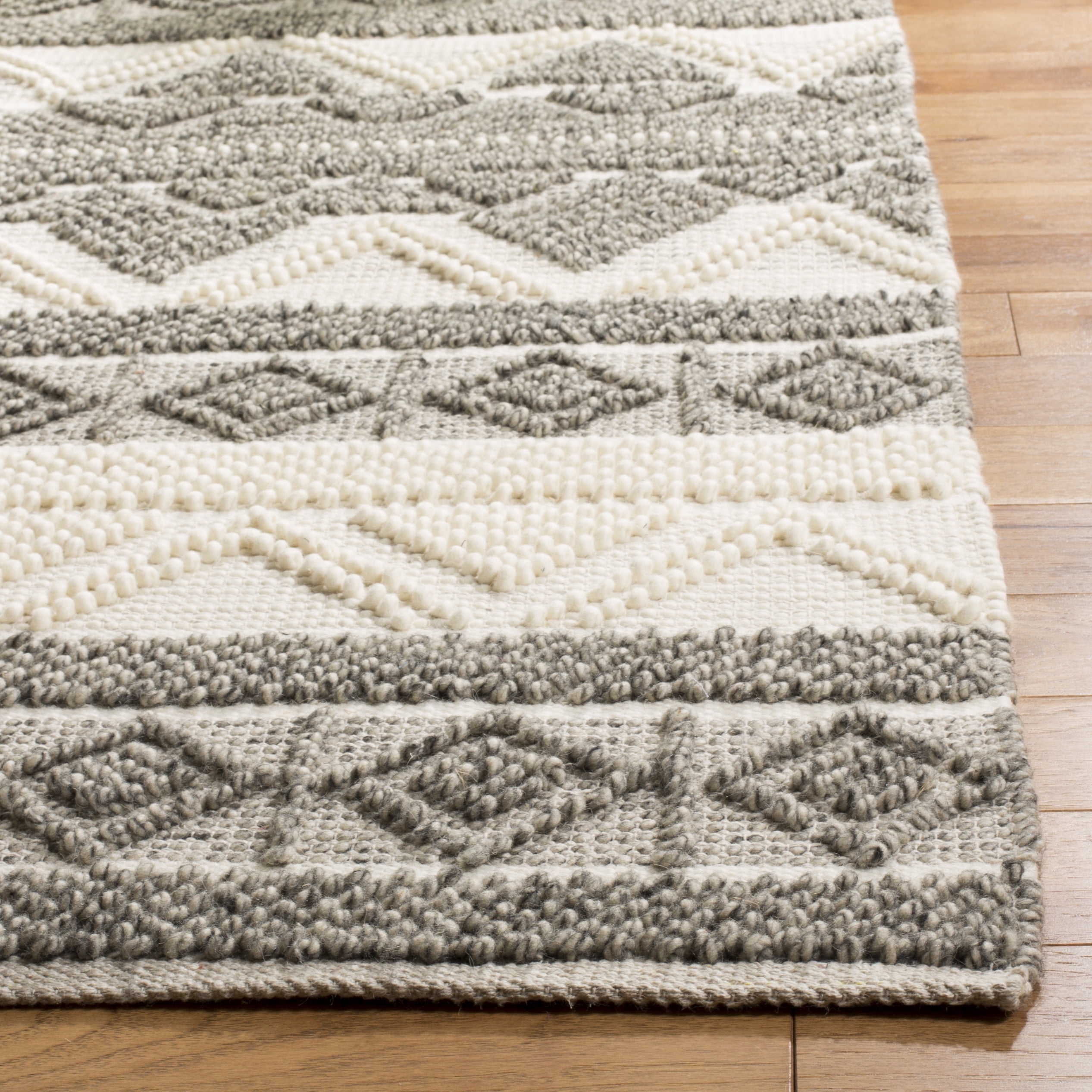 SAFAVIEH Natura Christabella Geometric Area Rug, Ivory/Grey, 11' x 15'