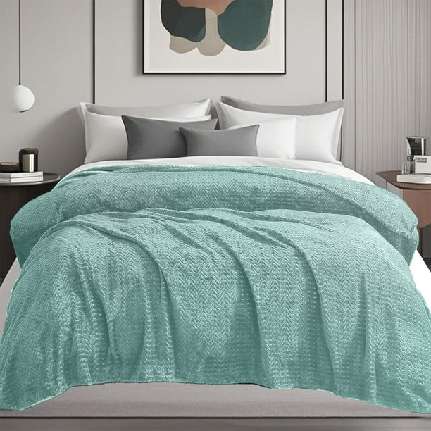 Manta de Vellón, Cubrecama Suave de Microfibra, Colcha de Peluche con Tamaño Generoso 200 x 120 cm, Ligera y Cálida para Cama, Sofá, Camping, Viajes, Siestas en la Oficina