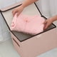 thumbnail image 5 of Xihbxyly Caja de Almacenaje Plegable con Tapa, Tela de Lino Resistente, Asas Resistentes para Facilitar Su Transporte, Organizador Multiusos para Ropa y Juguetes, Azul, Naranja y Rosa, 36,5 X 25 X 25, 5 of 7