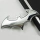 thumbnail image 1 of emblema de insignia de metal cromado de Batman en 3D para la parte trasera del coche, accesorio adhesivo con el logotipo (plateado), 1 of 5