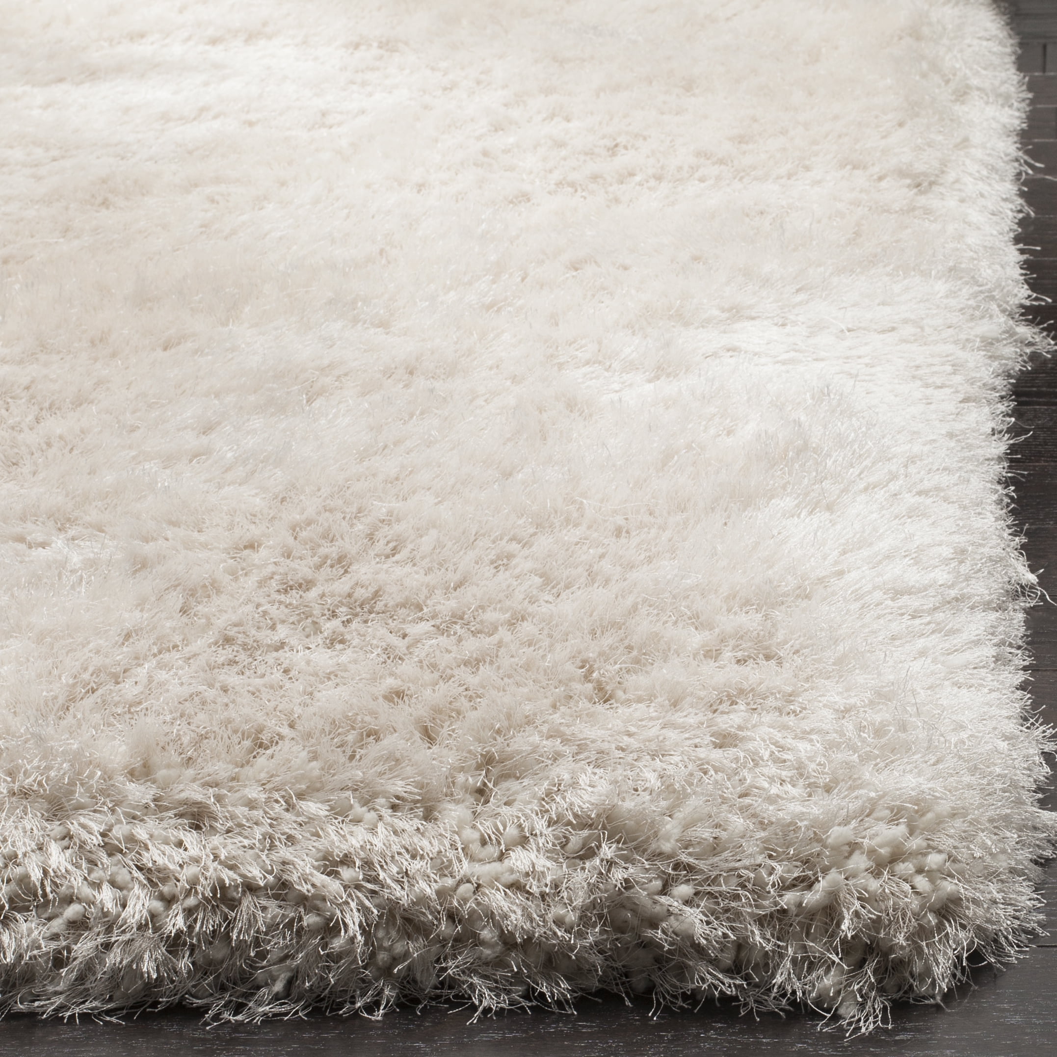 SAFAVIEH Luxe Paxton Solid Plush Polyester Shag Area Rug, Bone, 4' x 6'