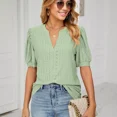 thumbnail image 2 of Camiseta Con Cuello En V Y Manga Abullonada Hueca, 2 of 7