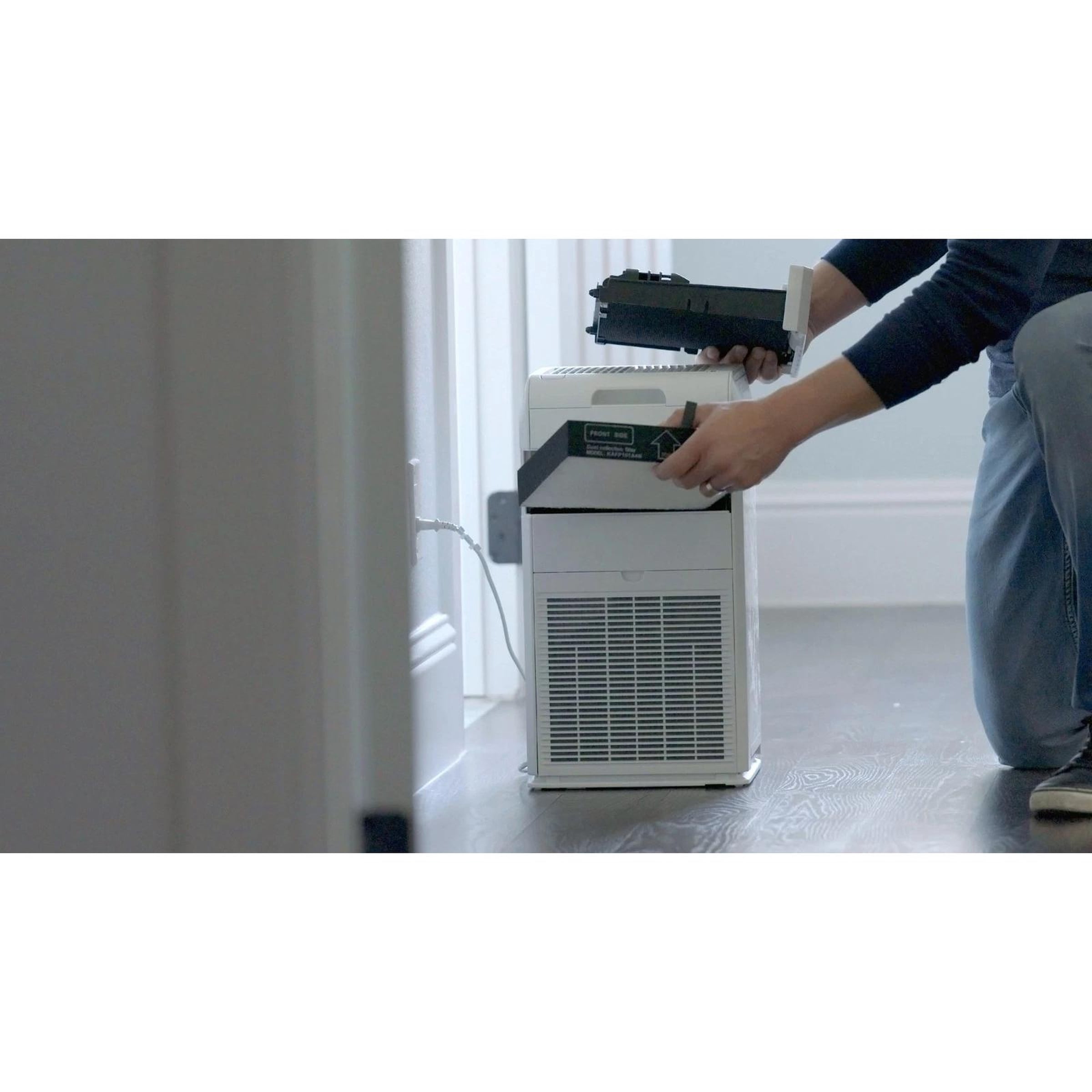 Daikin Portable Air Purifier with HEPA Filter & UV Light – Up to 500 Sq. Ft.