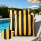 thumbnail image 1 of Funda de cojín impermeable para exteriores con patrón de rayas geométricas, 45 cm, para sofá, silla, cama, balcón, uso interior y exterior., 1 of 9