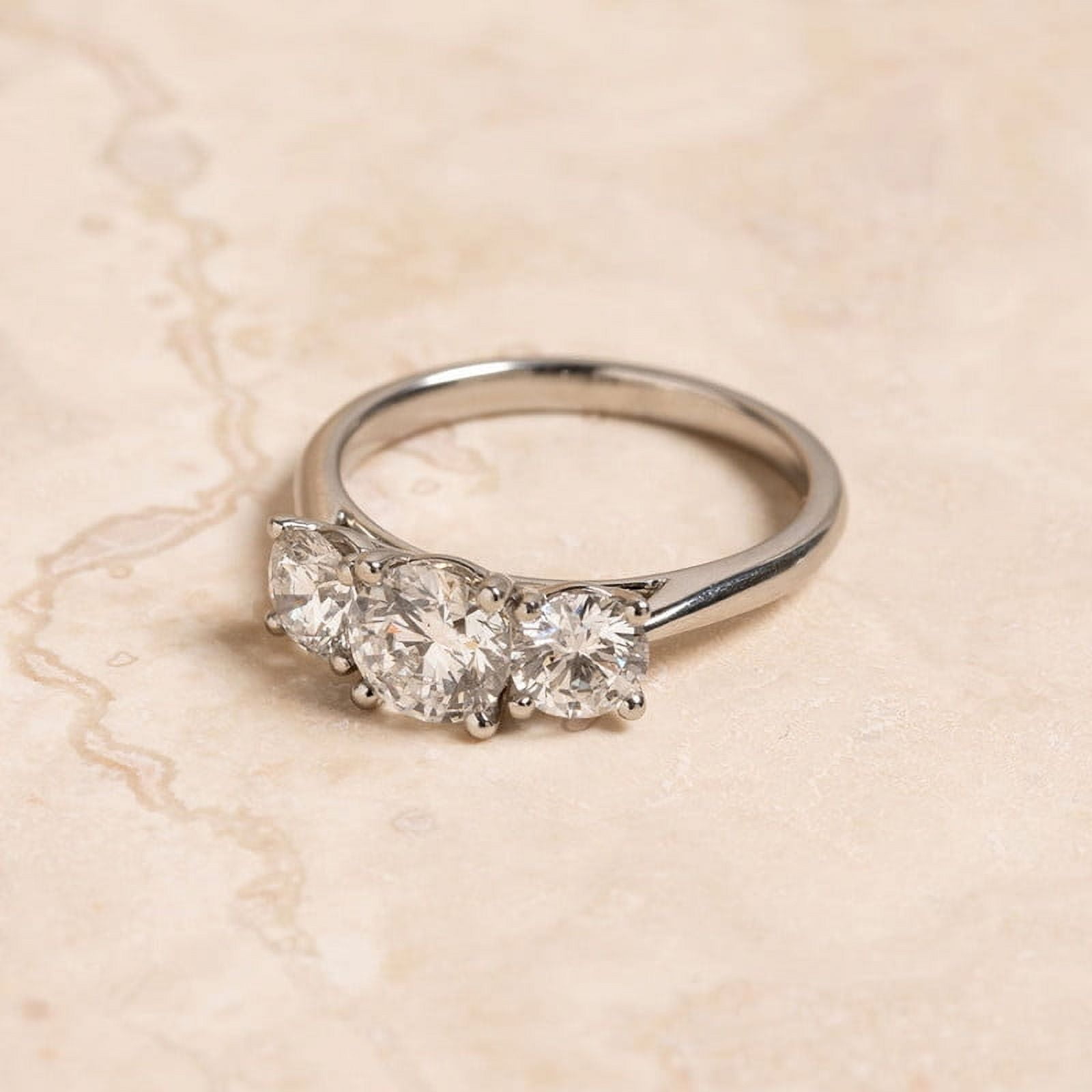 Silvago Jewel Brilliant 2.7 Ct Round Cut Diamond Wedding Anniversary Ring - 14k Silver Classic Engagement Ring - Three Stone Women's Ring - Rings for Women Forever Bride Ones