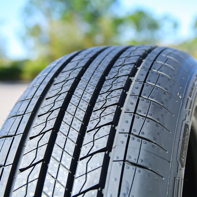 Goodyear Assurance MaxGuard SUV 225/65R17 102V a/s All Season Tire