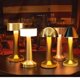 thumbnail image 1 of Lámpara de mesa con forma de mancuerna de hierro forjado, creativa, moderna, con borde, para dormitorio, con carga USB, táctil, luz de noche, 1 of 4