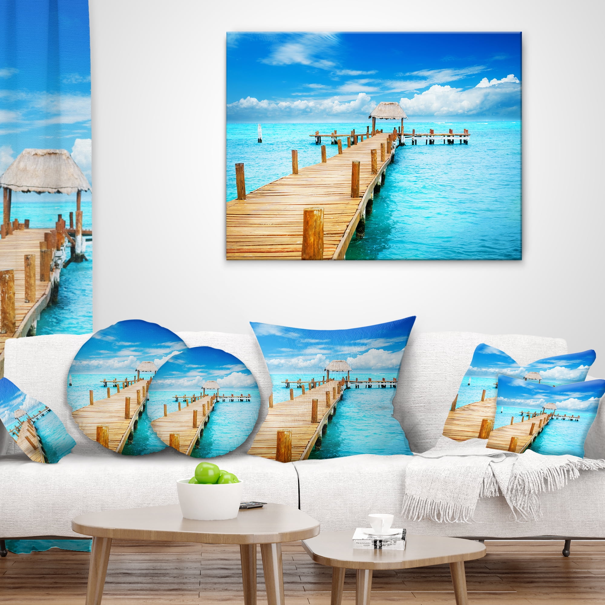 Designart Tropic Paradise Jetty in Mexico - Seascape Throw Pillow - 18x18