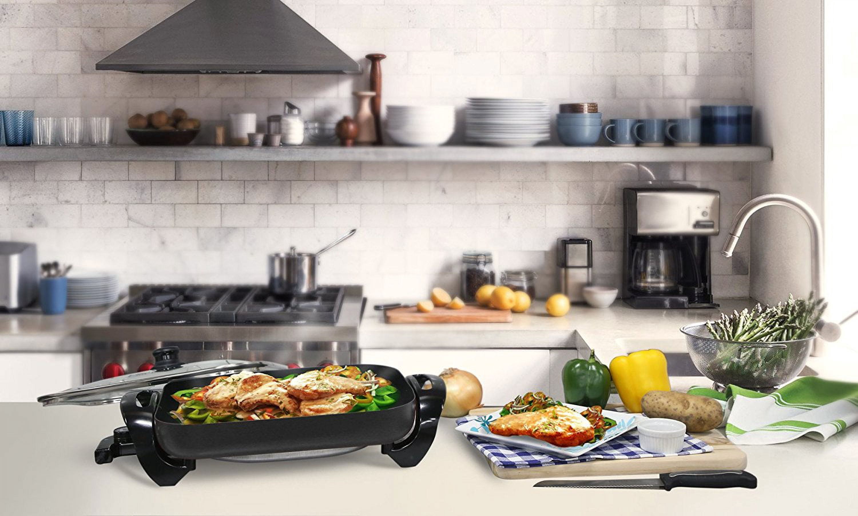 Elite 15" Electric Skillet with Glass Lid, Black