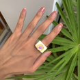 thumbnail image 2 of Anneau de Bague Empilable en Résine Chunky Flower Fashion, 2 of 10