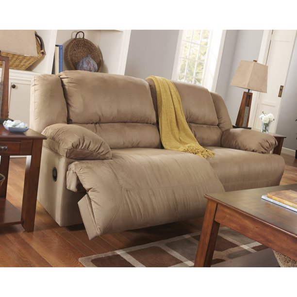 Signature Design by Ashley Hogan Reclining Sofa
