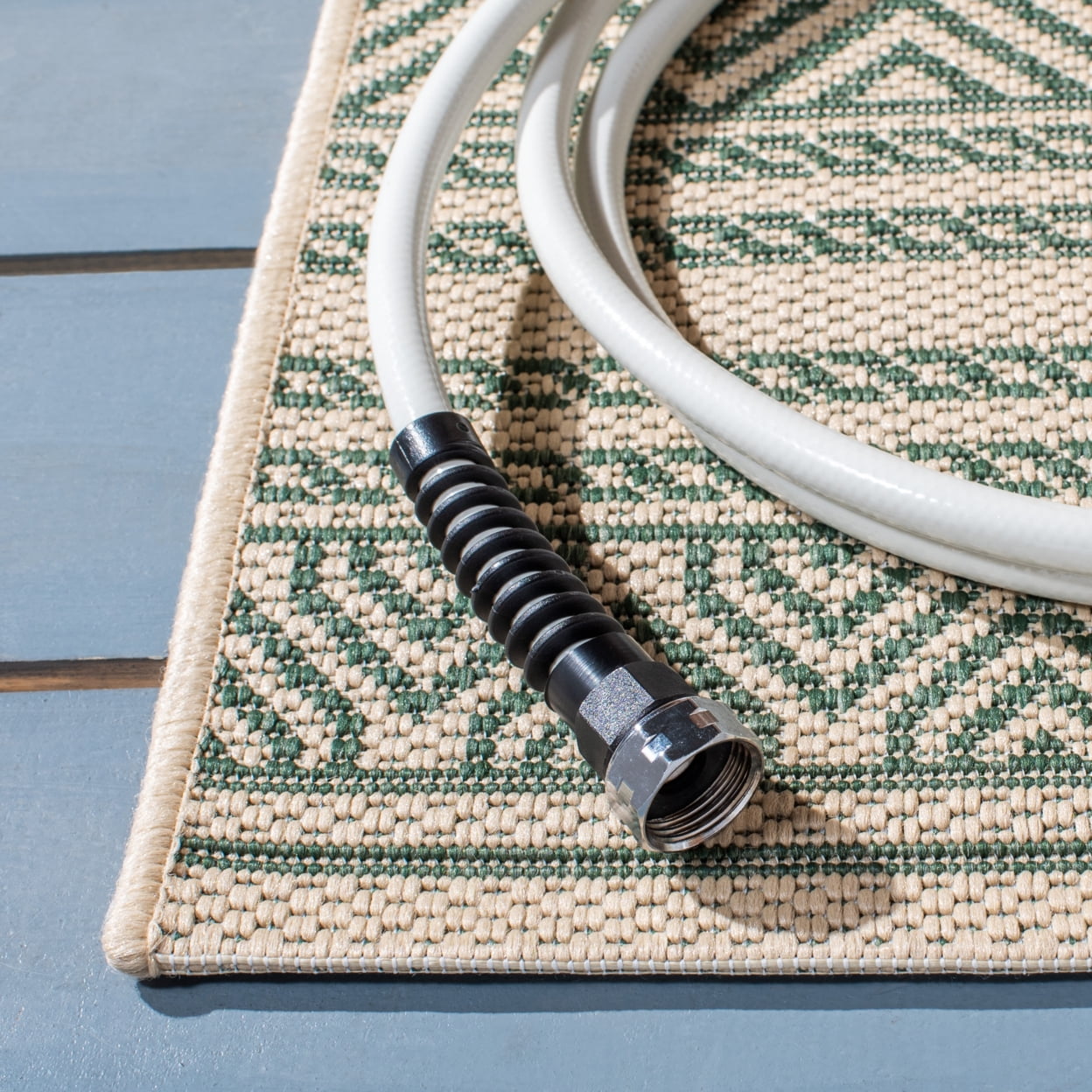 SAFAVIEH Courtyard Seanna Striped Indoor/Outdoor Area Rug, Beige/Dark Green, 9' x 12'