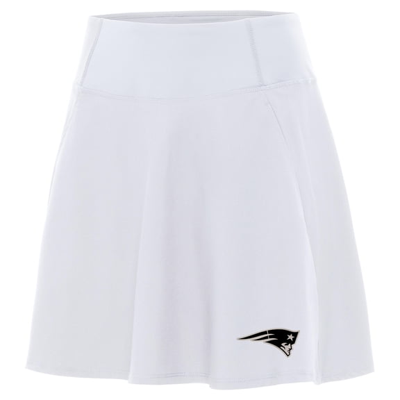 Women's Antigua White New England Patriots  Brushed Carbon Chip Skort