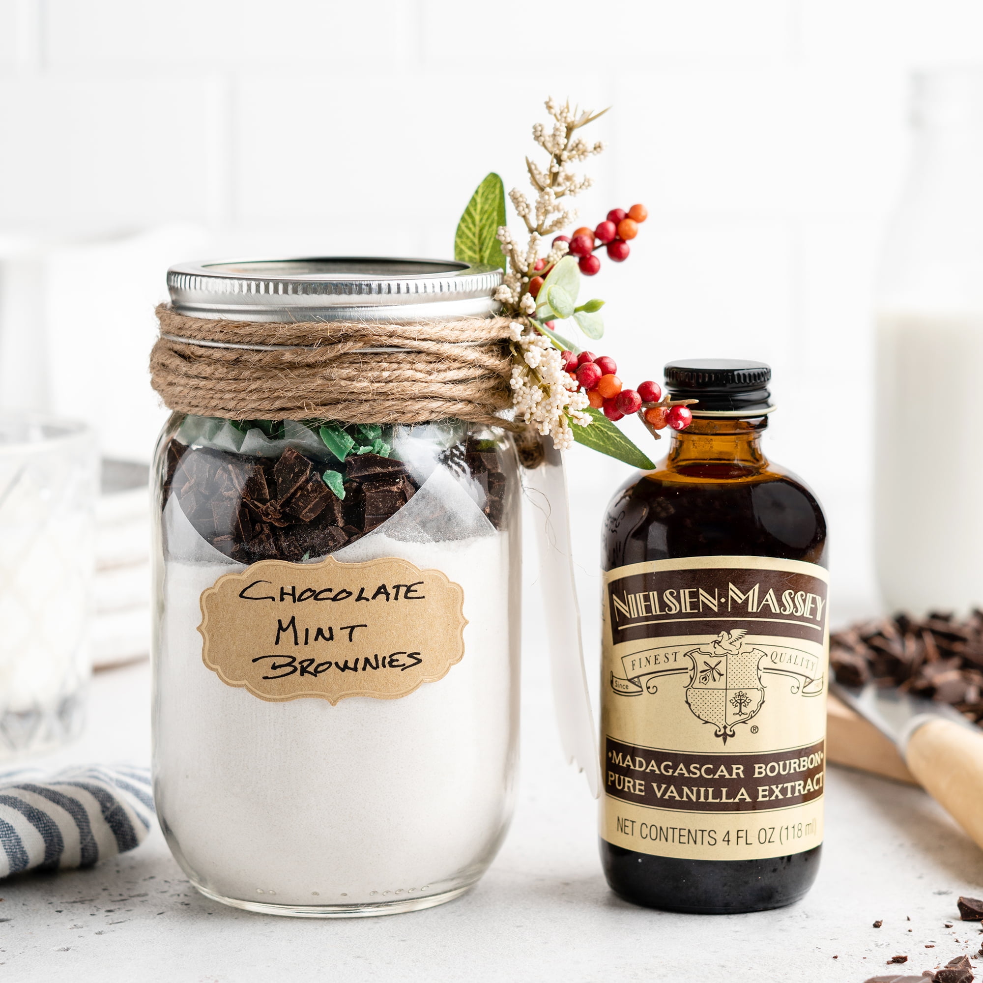 Nielsen-Massey Madagascar Bourbon Pure Vanilla Extract, 4 oz
