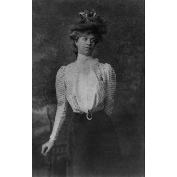 Eleanor Roosevelt In Gibson Girl Fashions. New York History (18 x 24)