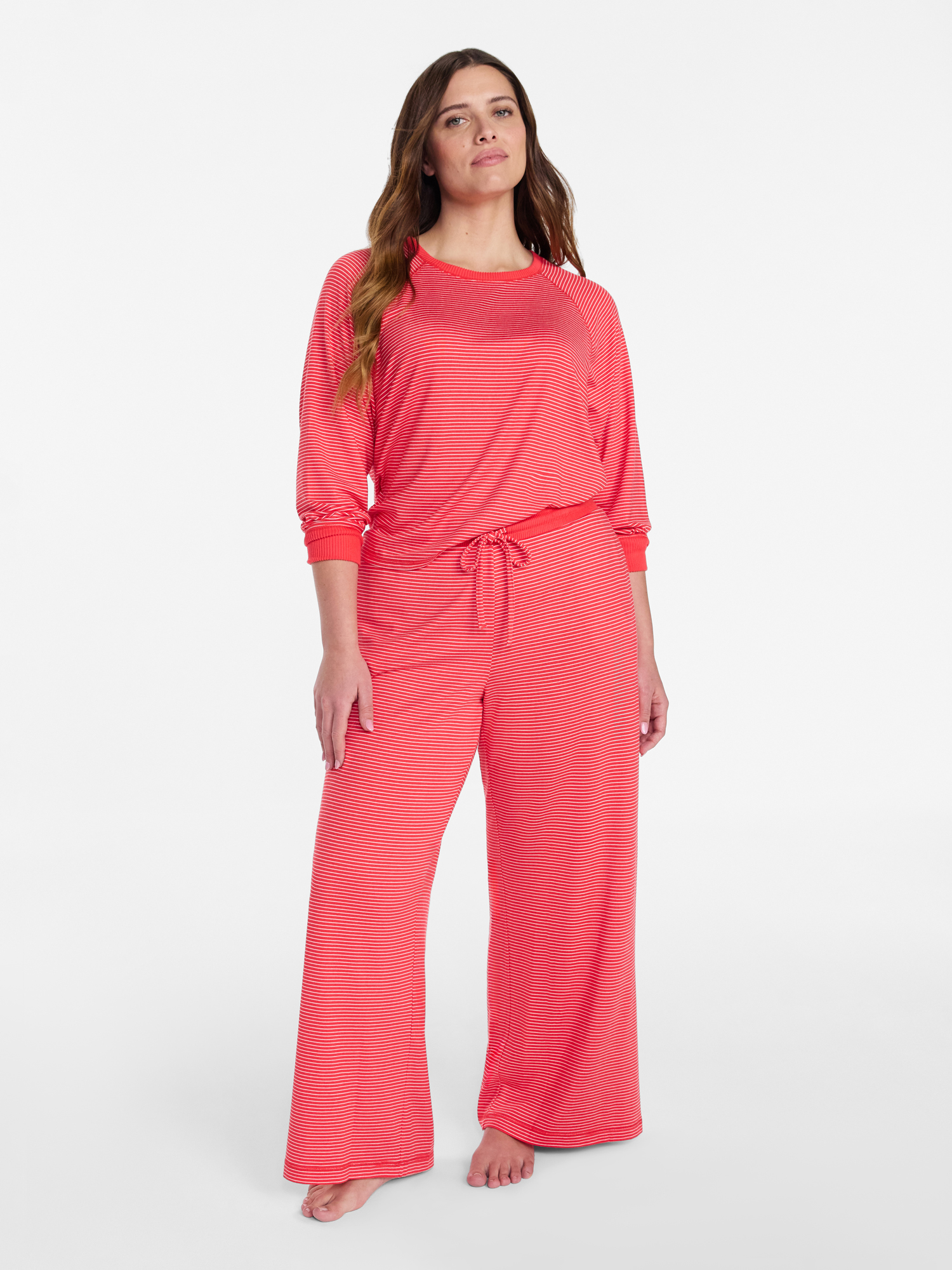 Joyspun Women's Cozy Lounge Collection Hacci Knit Long Sleeve Sleep Top, Sizes XS to 3X