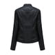 thumbnail image 4 of Chaqueta de piel sintética para mujer, cuello vuelto, cierre con cremallera, 4 of 5