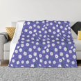 thumbnail image 1 of Fotbe Daisies Flowers Manta de Franela con Estampado, Manta Ultrasuave para Cama, Sofá, Auto, Hipoalergénica y Antibolitas-80"x60", 1 of 6