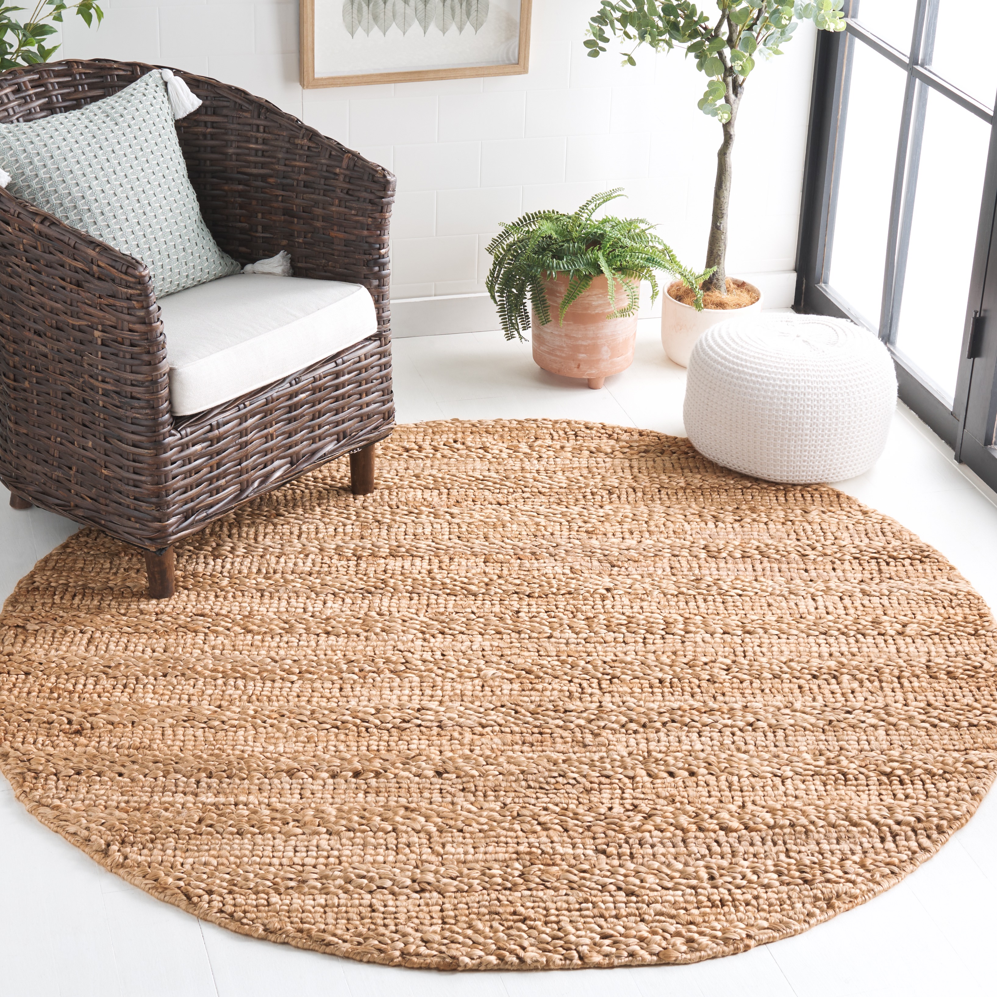 SAFAVIEH Natural Fiber Mide Solid Area Rug, Natural, 6' x 6' Round