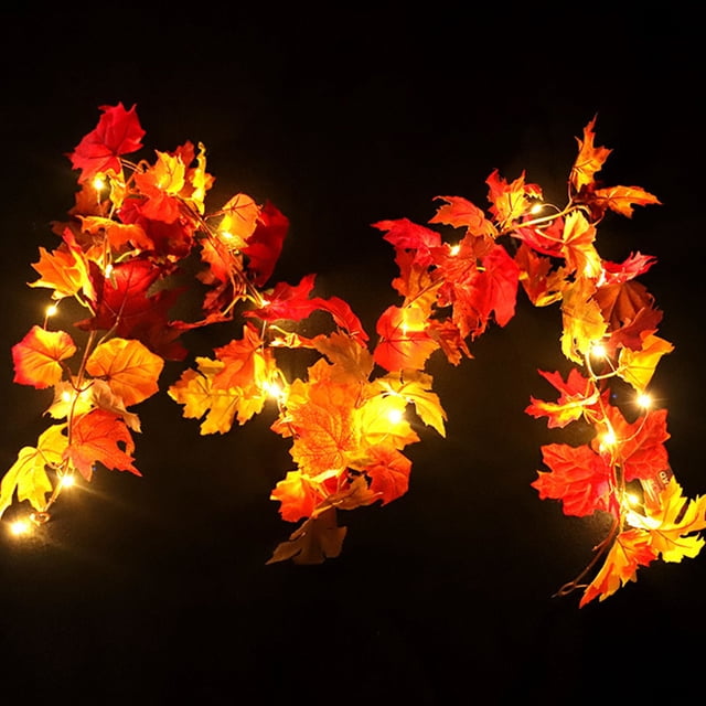 Guirnalda de hojas de arce de Halloween para Acción de Gracias 66" | Decoración otoñal naranja de enredaderas artificiales iluminadas | Ratán plástico interior y exterior conectable | Textura