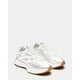 thumbnail image 2 of Zapatillas Campo para mujer Steve Madden, color plateado 5.5, 2 of 3