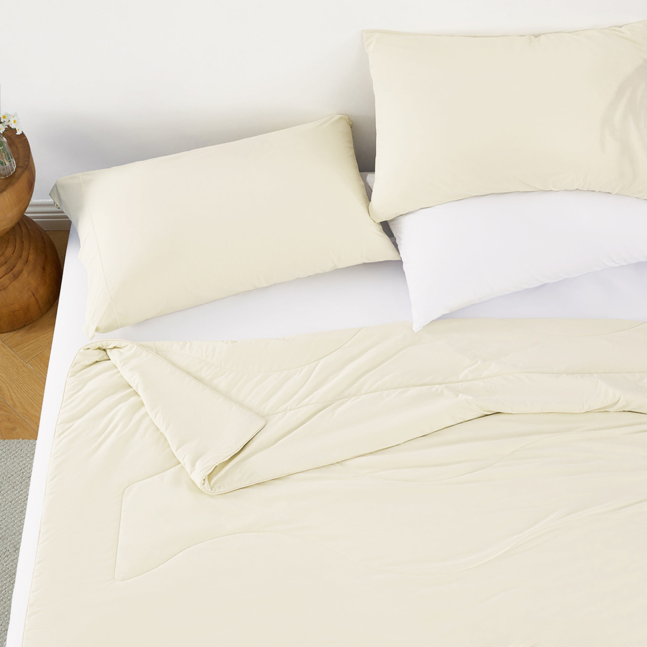 GDF Studio 60x90" Twin/Twin XL Cooling Down Alternative Comforter, All-Season Bedding for Hot Sleepers, Ivory