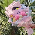 thumbnail image 3 of Ramo de flores Kirby Anime Kawaii, regalo de graduación, muñeca de peluche Kuromi, sombreros de graduación, moda Sanrio, Día de San Valentín, 3 of 4