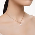 thumbnail image 5 of Collar con colgante original de Swarovski en forma de perla en tono oro rosa, 5 of 5