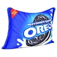 thumbnail image 3 of iscream Paquete Oreo Impresión fotorrealista Mini almohada decorativa con microcuentas de 12" x 7", 3 of 5