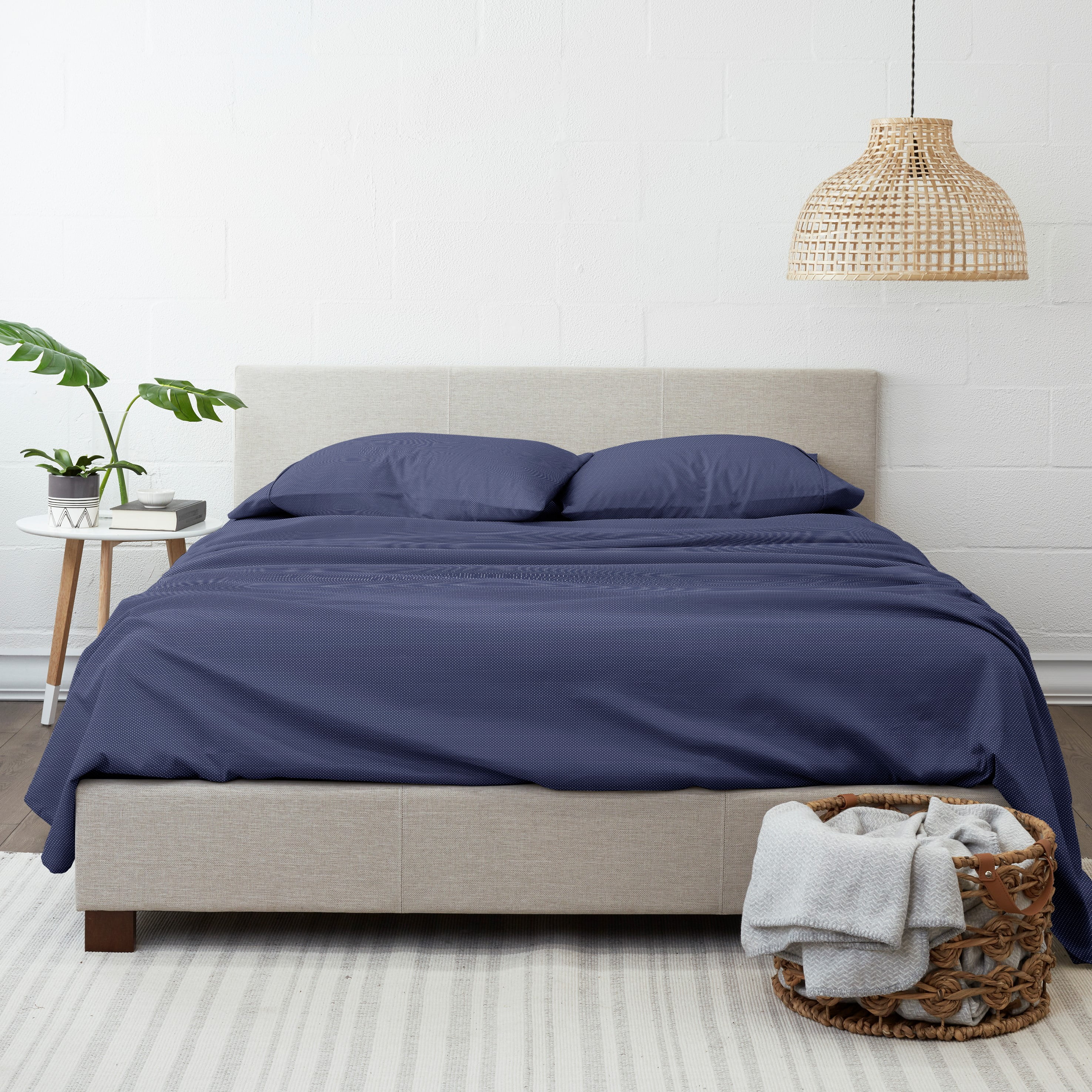 Noble Linens 4 Piece Pattern Microfiber Bed Sheets Set, Navy My Heart, Full