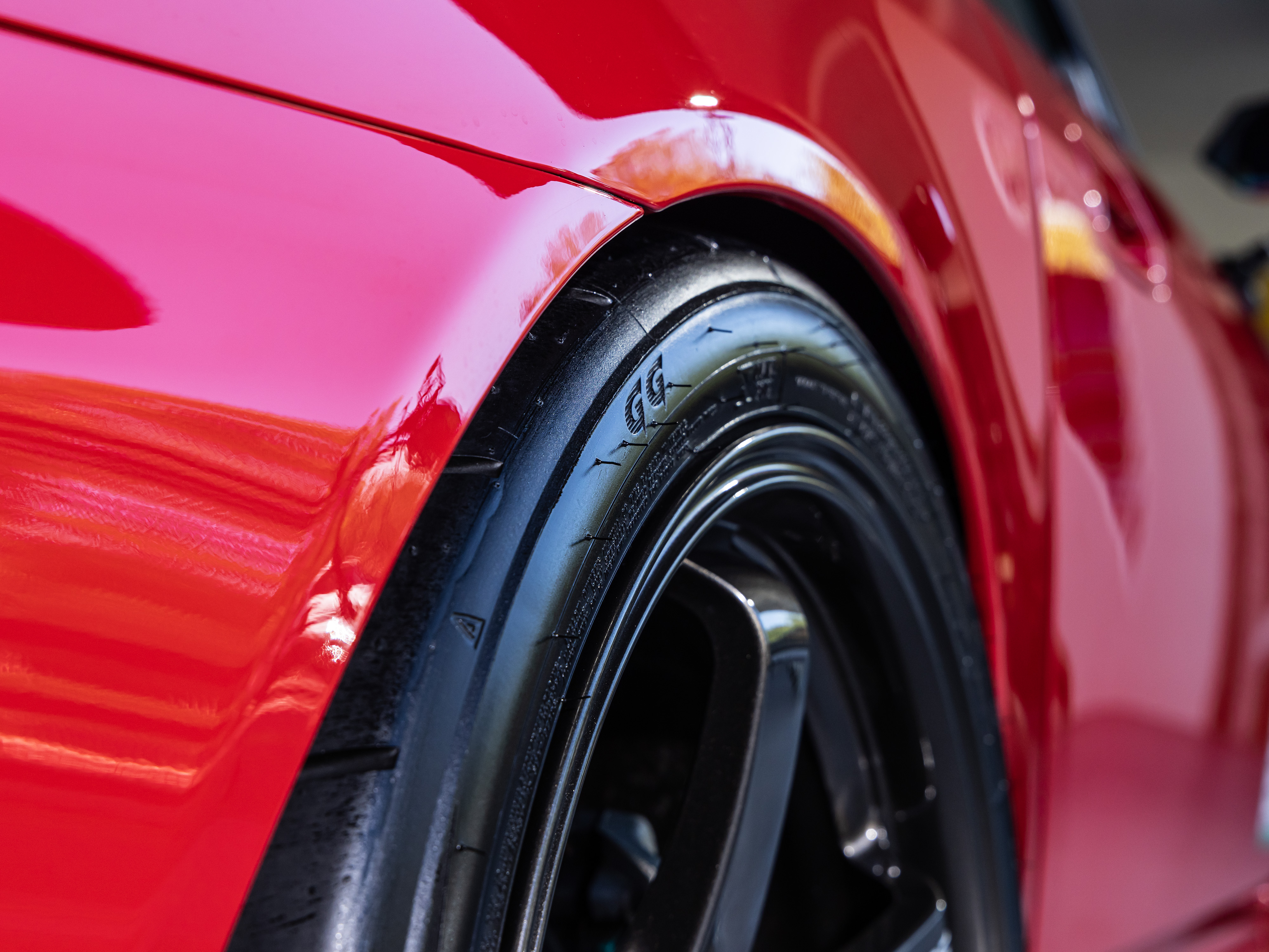 Meguiar's Hybrid Ceramic Tire Shine - 16oz photo 7